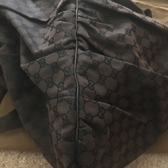 Authentic Gucci Bag - Picture 2 of 6